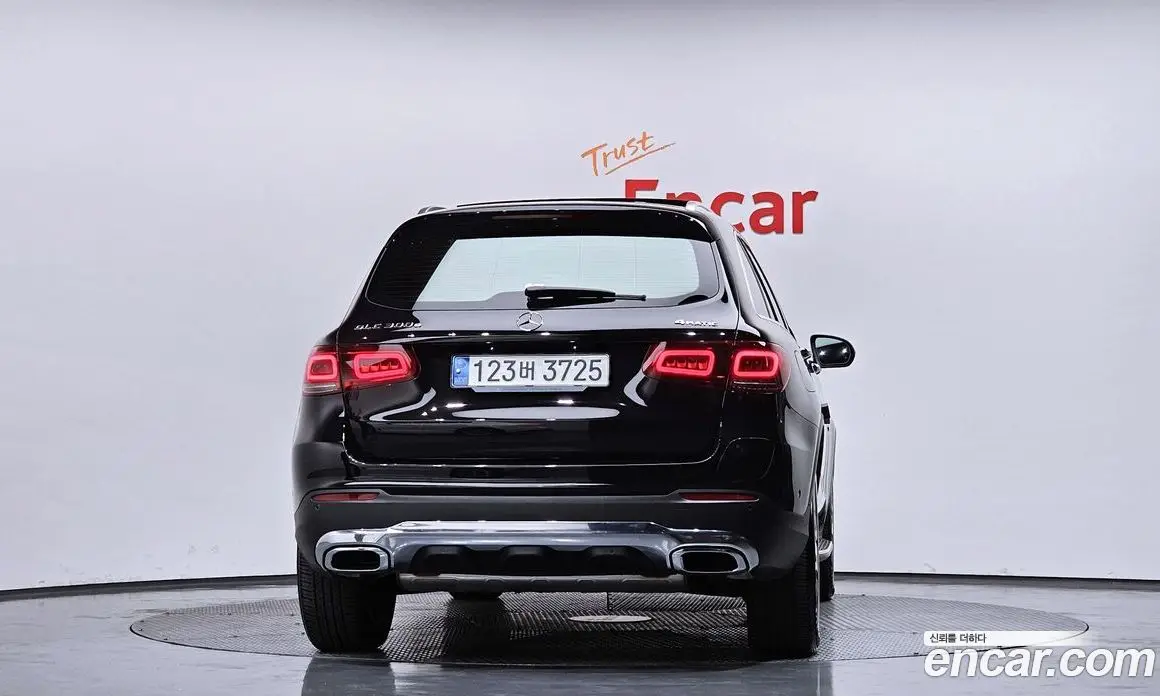 Mercedes-Benz GLC-Class 2020 2.0 автомат (гидро), фото 4 Mercedes-Benz GLC-Class 2020 2.0 автомат (гидро), фото 4