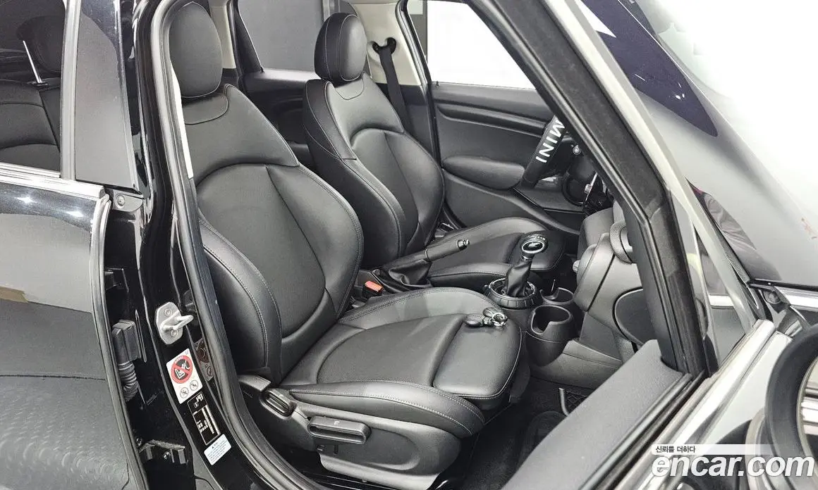 Mini Cooper 2016 1.5 автомат (гидро), фото 11