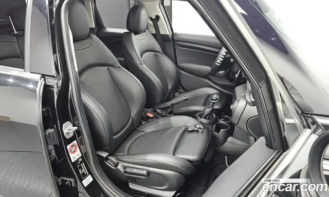 Mini Cooper 2016 1.5 автомат (гидро), миниатюра 11