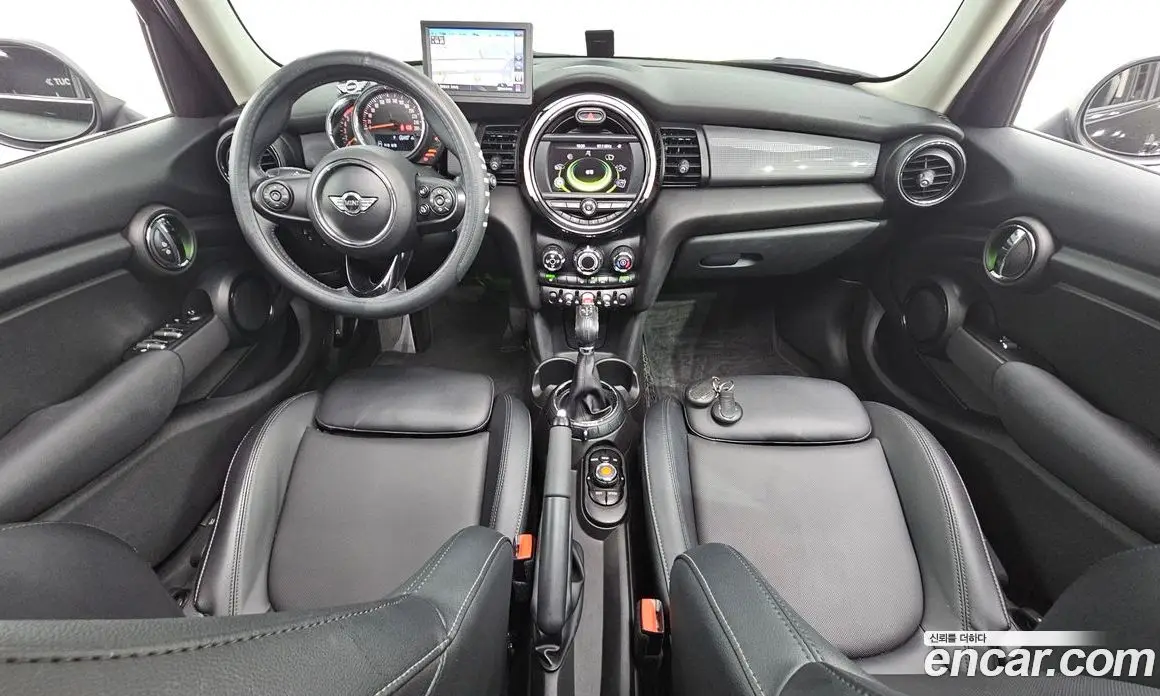 Mini Cooper 2016 1.5 автомат (гидро), фото 7