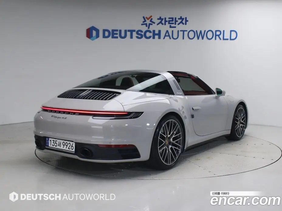 Porsche 911 2024 3.0 автомат (гидро), фото 2 Porsche 911 2024 3.0 автомат (гидро), фото 2