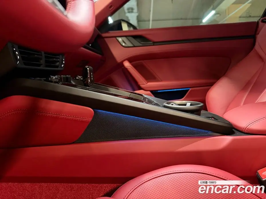 Porsche 911 2026 3.6 автомат (гидро), фото 17 Porsche 911 2026 3.6 автомат (гидро), фото 17