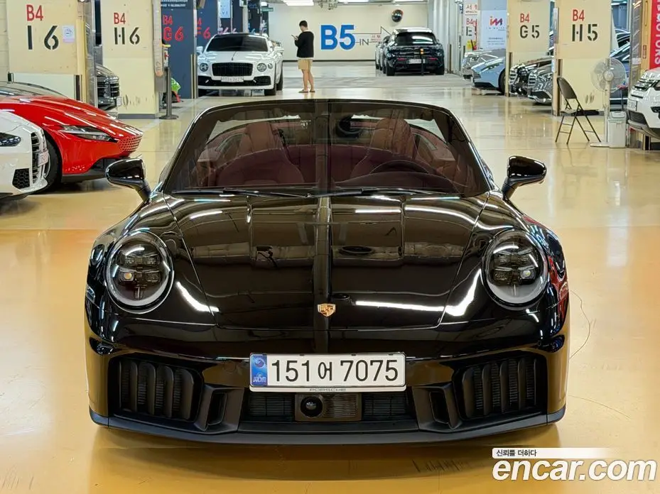 Porsche 911 2026 3.6 автомат (гидро), фото 3 Porsche 911 2026 3.6 автомат (гидро), фото 3