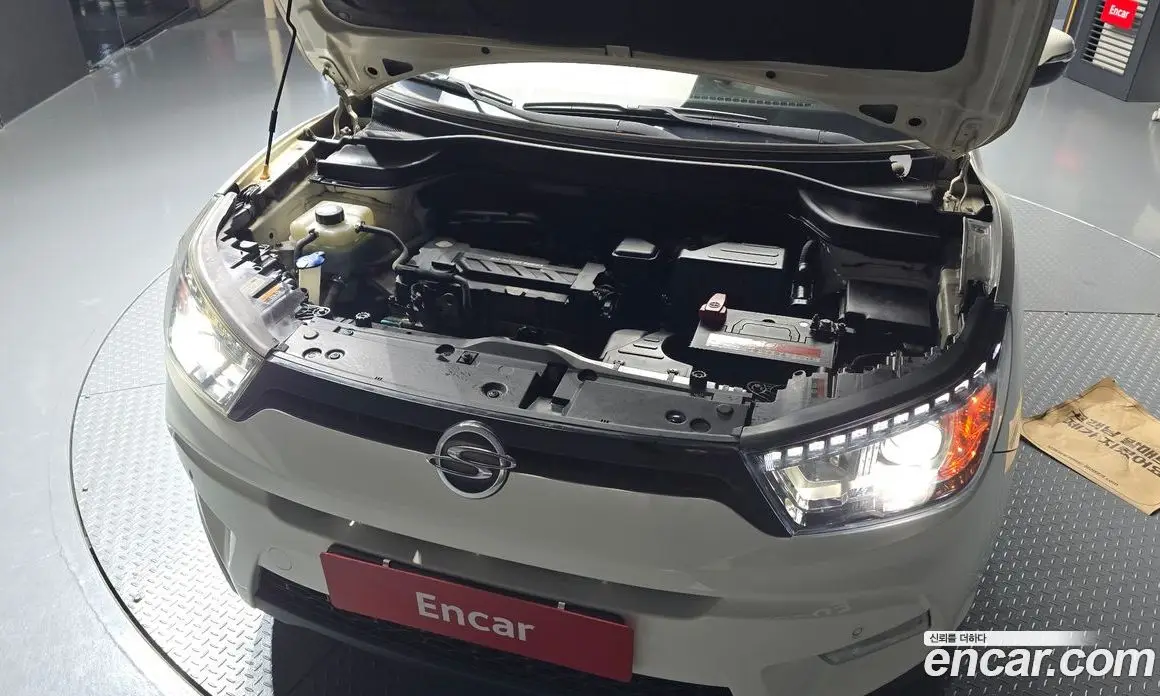 SsangYong TIBOLI 2015 1.6 автомат (гидро), фото 6