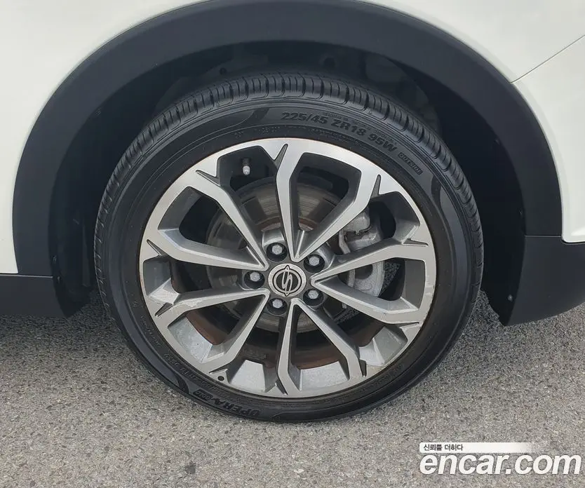SsangYong TIBOLI 2016 1.6 автомат (гидро), фото 10
