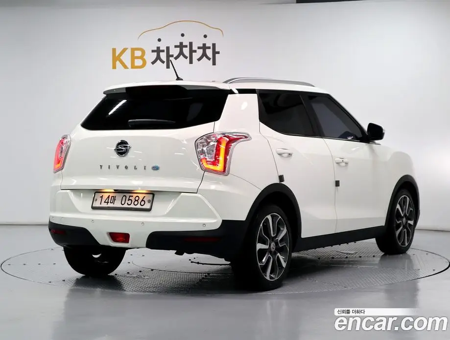 SsangYong TIBOLI 2016 1.6 автомат (гидро), фото 3 SsangYong TIBOLI 2016 1.6 автомат (гидро), фото 3