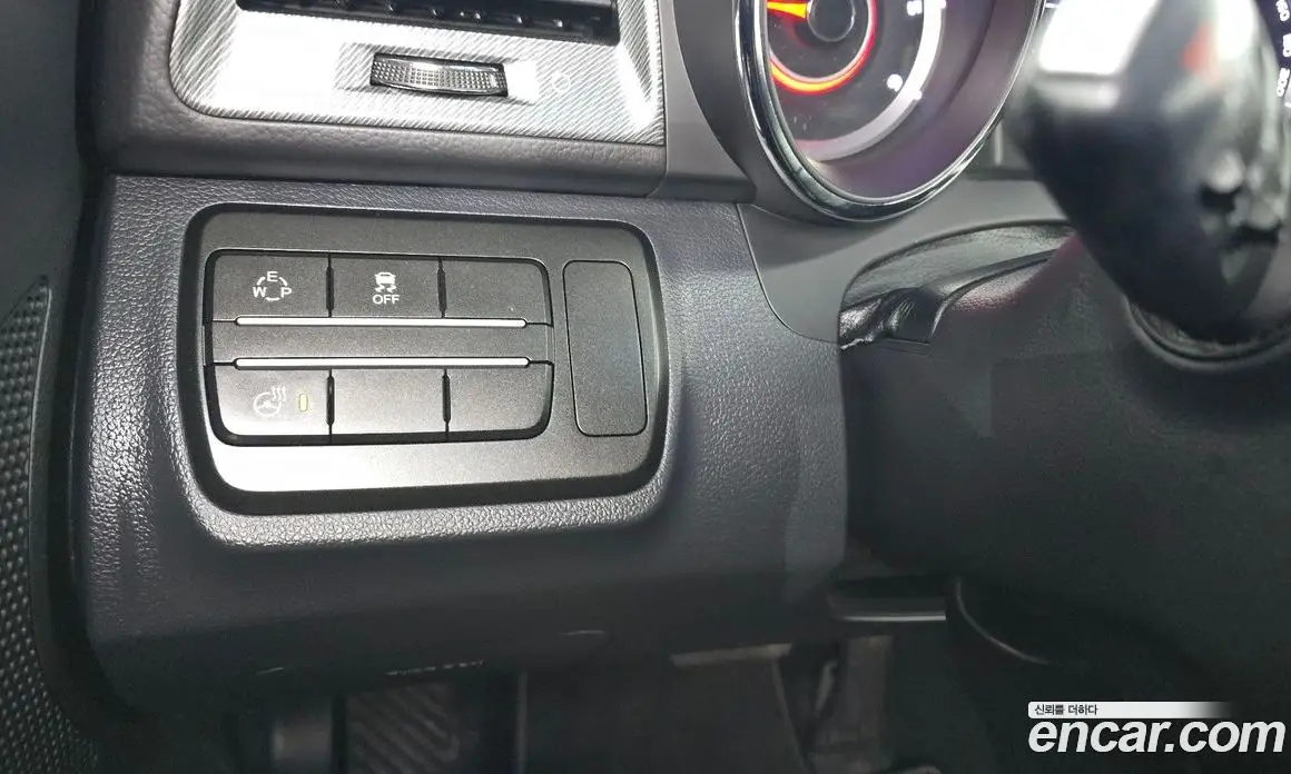 SsangYong TIBOLI 2017 1.6 автомат (гидро), фото 16 SsangYong TIBOLI 2017 1.6 автомат (гидро), фото 16
