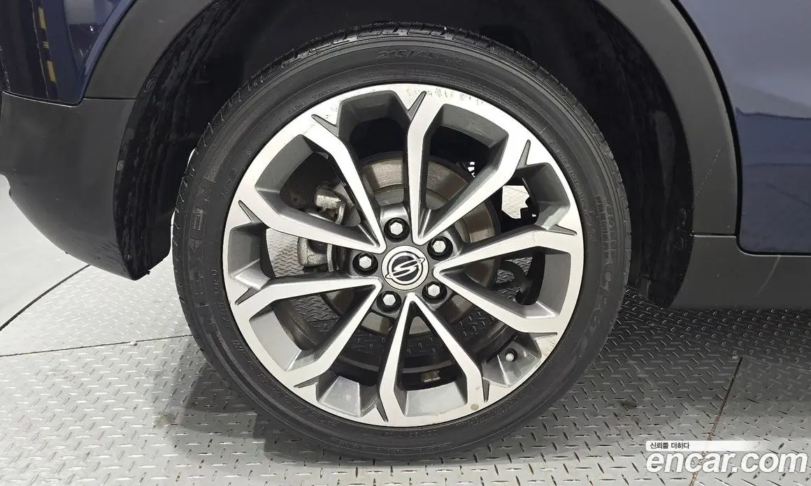 SsangYong TIBOLI 2017 1.6 автомат (гидро), фото 5 SsangYong TIBOLI 2017 1.6 автомат (гидро), фото 5