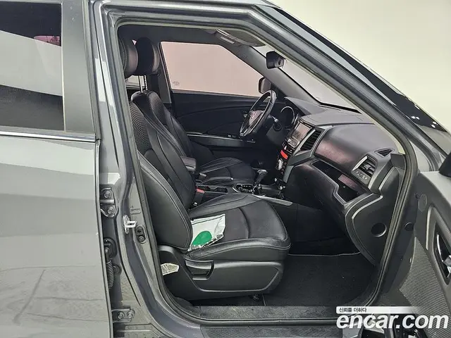 SsangYong TIBOLI 2018 1.6 автомат (гидро), миниатюра 11