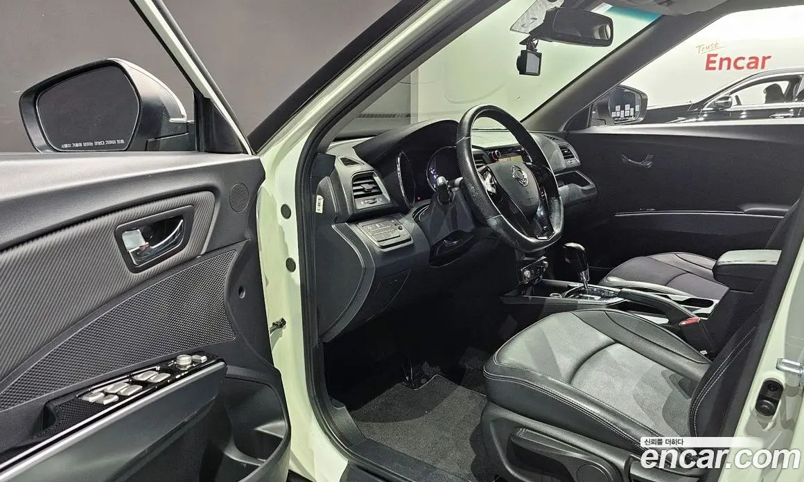 SsangYong TIBOLI 2018 1.6 автомат (гидро), фото 11