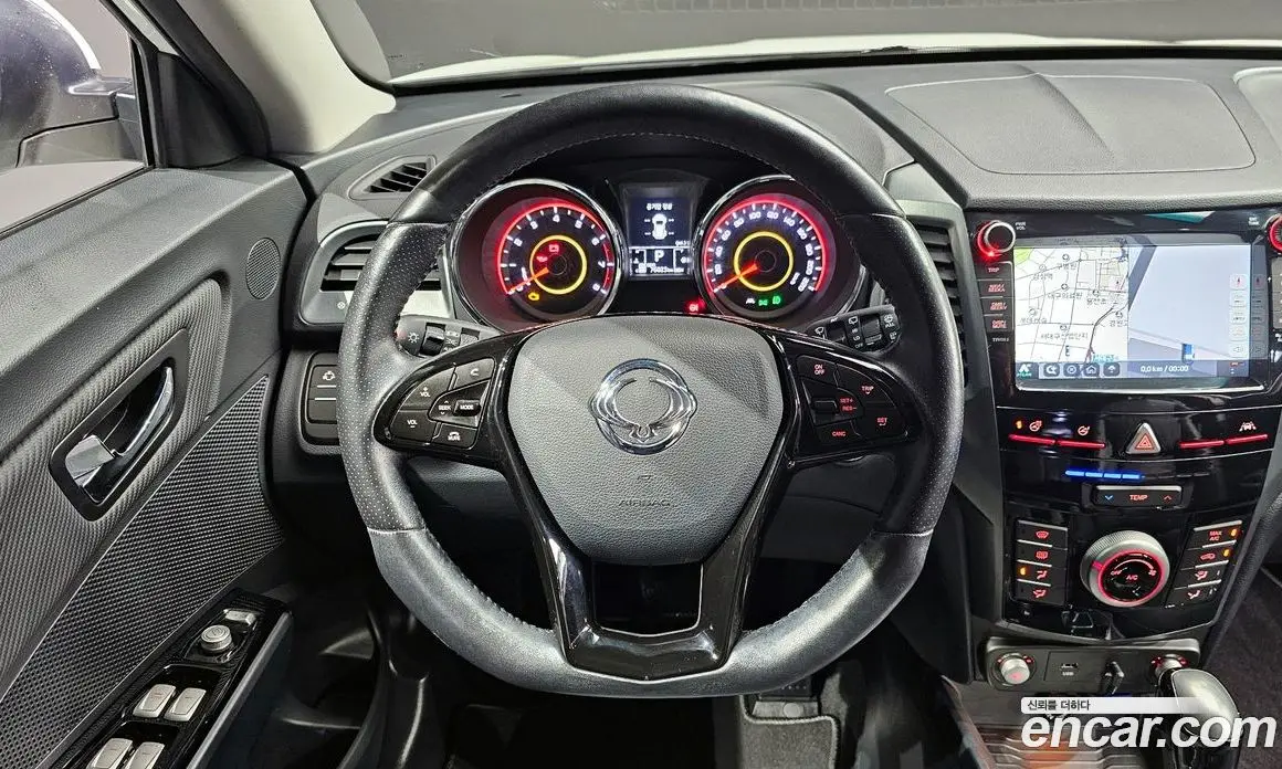 SsangYong TIBOLI 2018 1.6 автомат (гидро), фото 12