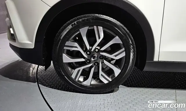 SsangYong TIBOLI 2018 1.6 автомат (гидро), миниатюра 5
