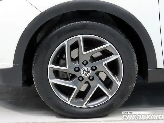 SsangYong TIBOLI 2022 1.5 автомат (гидро), миниатюра 5