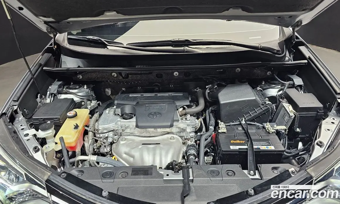 Toyota RAV4 2018 2.5 автомат (гидро), фото 6