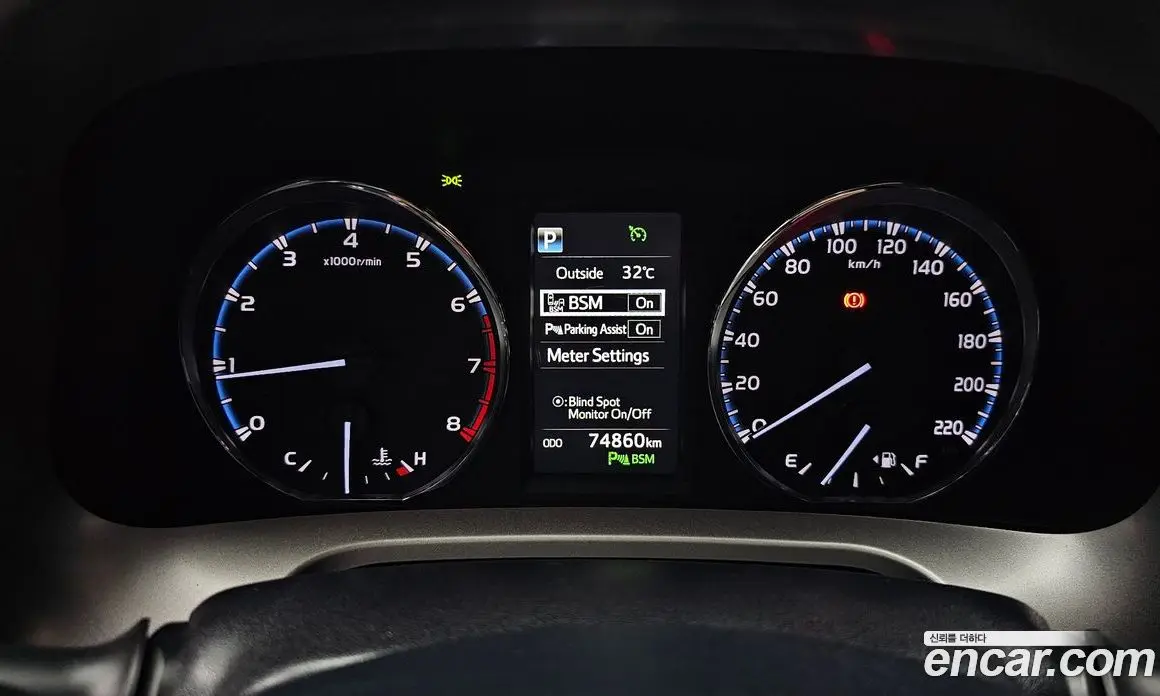Toyota RAV4 2018 2.5 автомат (гидро), фото 8