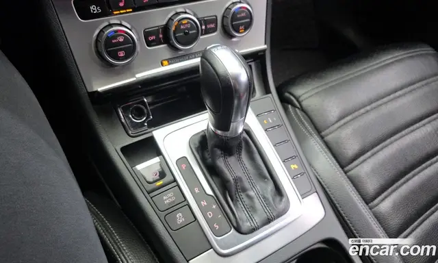 Volkswagen CC 2013 2.0 автомат (гидро), миниатюра 9 Volkswagen CC 2013 2.0 автомат (гидро), миниатюра 9