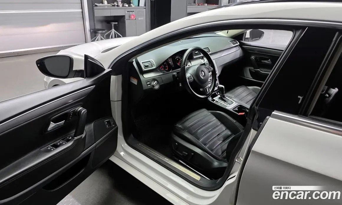 Volkswagen CC 2013 2.0 автомат (гидро), фото 10 Volkswagen CC 2013 2.0 автомат (гидро), фото 10
