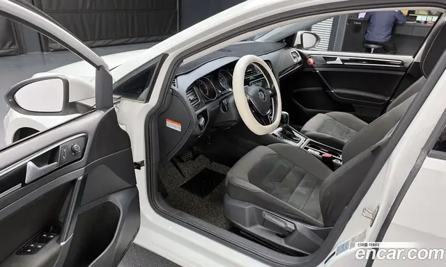 Volkswagen Golf 2015 2.0 автомат (гидро), миниатюра 11 Volkswagen Golf 2015 2.0 автомат (гидро), миниатюра 11