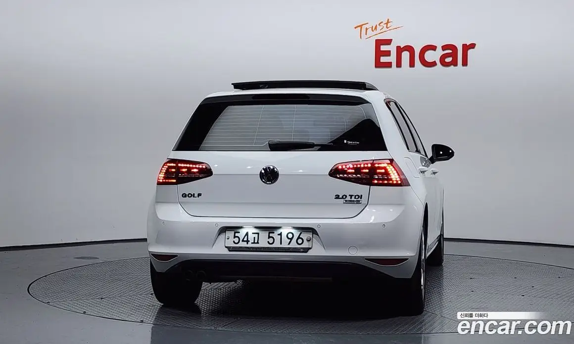 Volkswagen Golf 2015 2.0 автомат (гидро), фото 4 Volkswagen Golf 2015 2.0 автомат (гидро), фото 4