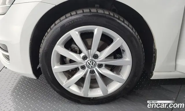 Volkswagen Golf 2015 2.0 автомат (гидро), миниатюра 5 Volkswagen Golf 2015 2.0 автомат (гидро), миниатюра 5