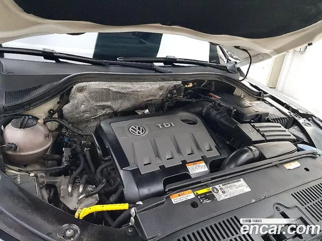 Volkswagen Tiguan 2015 2.0 автомат (гидро), миниатюра 6 Volkswagen Tiguan 2015 2.0 автомат (гидро), миниатюра 6