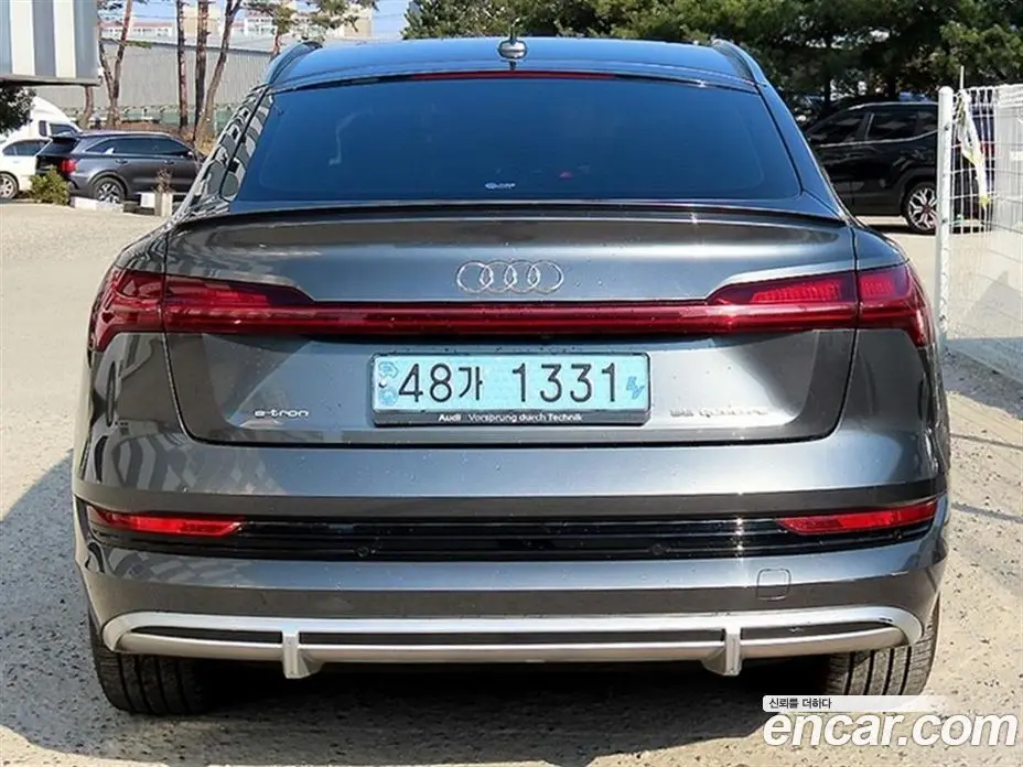 Audi e-tron 2021 0.2 автомат (гидро), фото 4