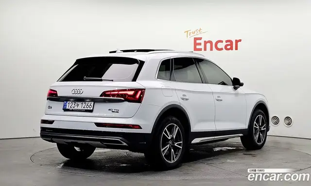 Audi Q5 2022 2.0 автомат (гидро), миниатюра 2