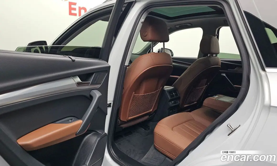 Audi Q5 2022 2.0 автомат (гидро), фото 11