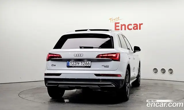 Audi Q5 2022 2.0 автомат (гидро), миниатюра 4