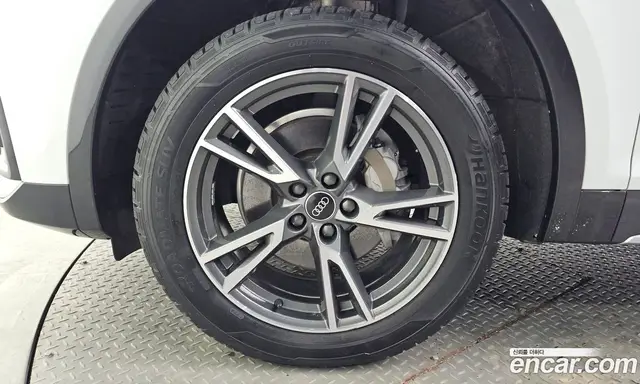 Audi Q5 2022 2.0 автомат (гидро), миниатюра 5