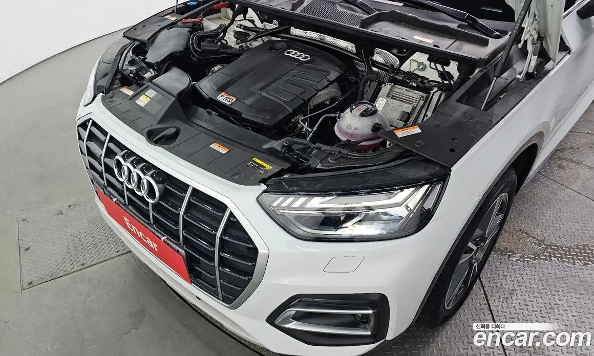 Audi Q5 2022 2.0 автомат (гидро), фото 6