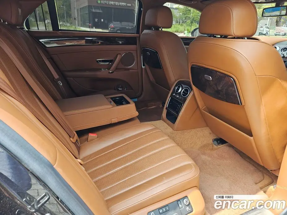 Bentley Flying Spur 2015 4.0 автомат (гидро), фото 12