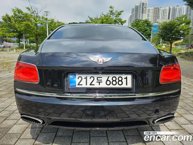 Bentley Flying Spur 2015 4.0 автомат (гидро), миниатюра 7