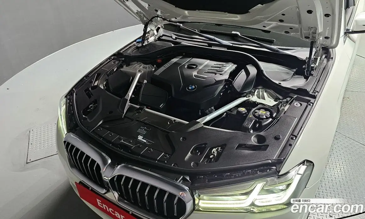 BMW 5 серия 2021 2.0 автомат (гидро), фото 6