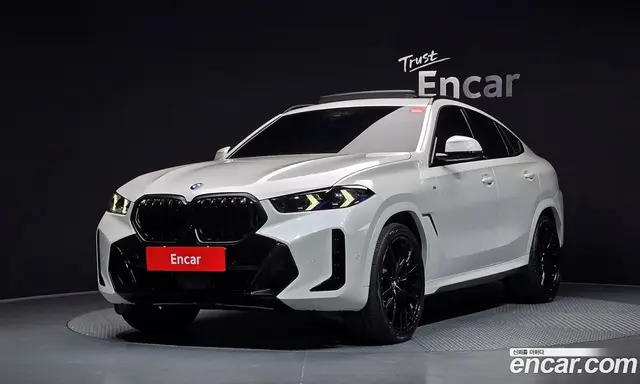 BMW X6, 2026, 3 332 км