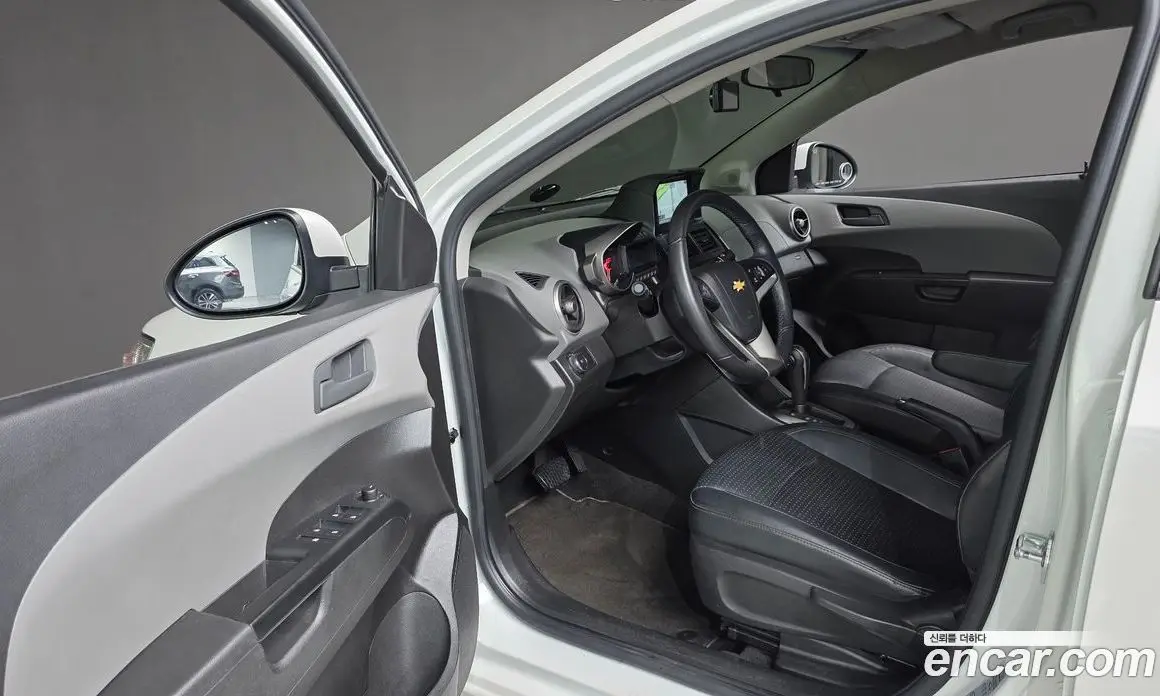 Chevrolet Aveo 2015 1.4 автомат (гидро), фото 11 Chevrolet Aveo 2015 1.4 автомат (гидро), фото 11