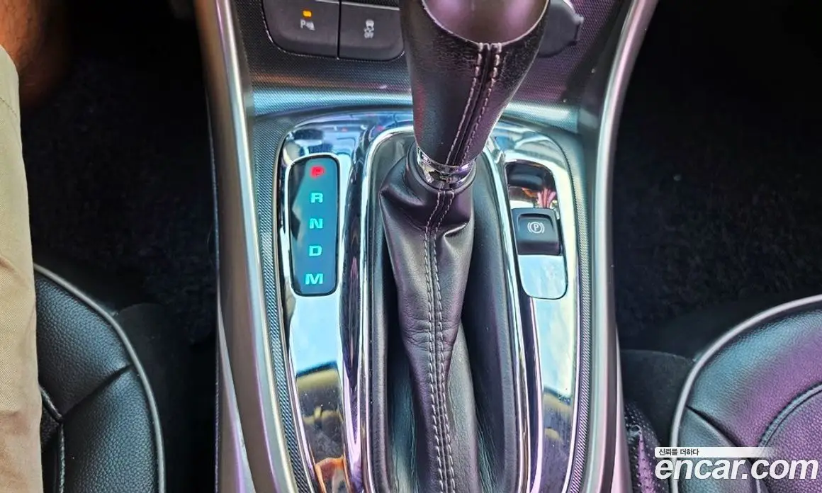 Chevrolet Malibu 2011 2.0 автомат (гидро), фото 15
