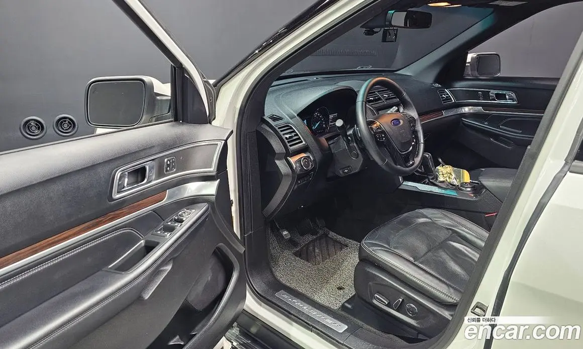 Ford Explorer 2017 2.3 автомат (гидро), фото 10