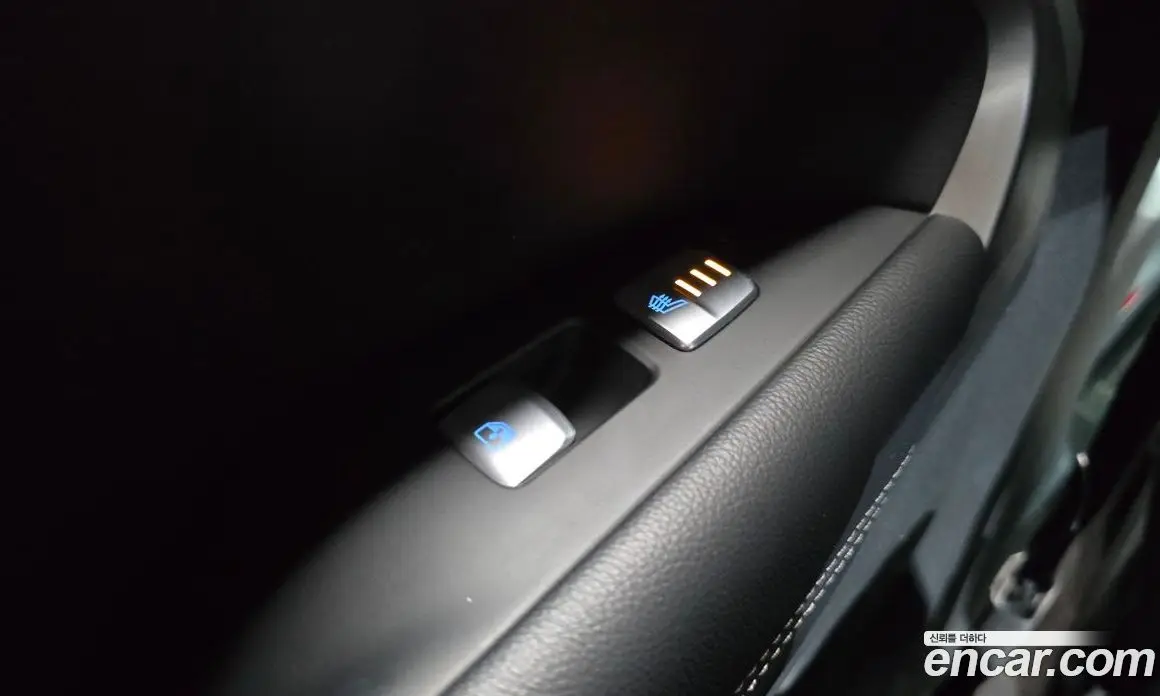 Genesis G70 2022 2.0 автомат (гидро), фото 18 Genesis G70 2022 2.0 автомат (гидро), фото 18