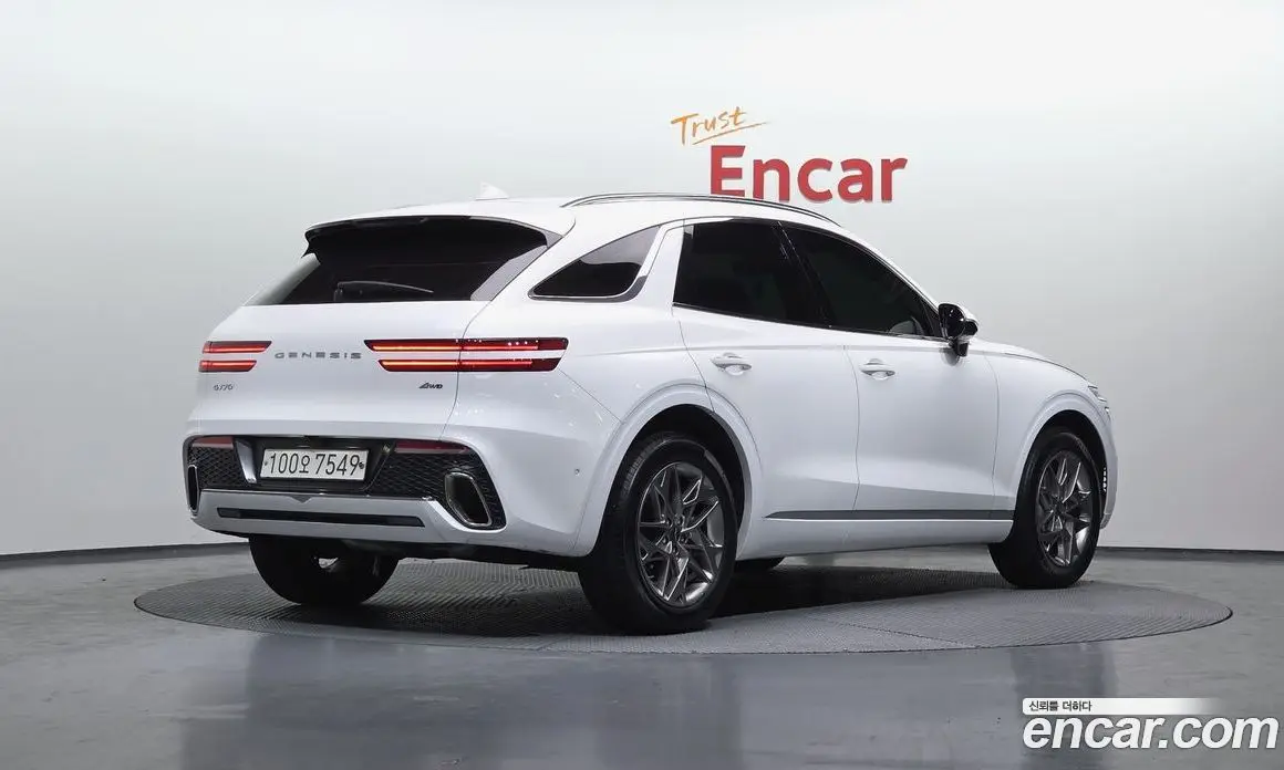 Genesis GV70 2021 3.5 автомат (гидро), фото 2 Genesis GV70 2021 3.5 автомат (гидро), фото 2