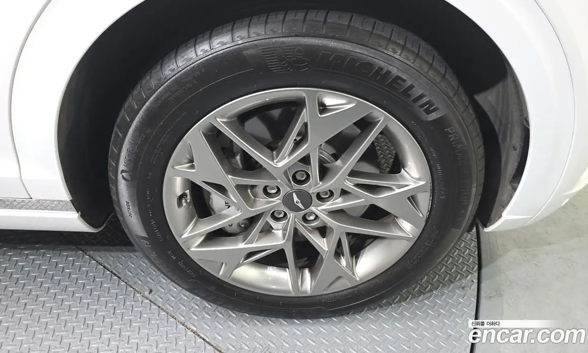 Genesis GV70 2021 3.5 автомат (гидро), фото 5 Genesis GV70 2021 3.5 автомат (гидро), фото 5