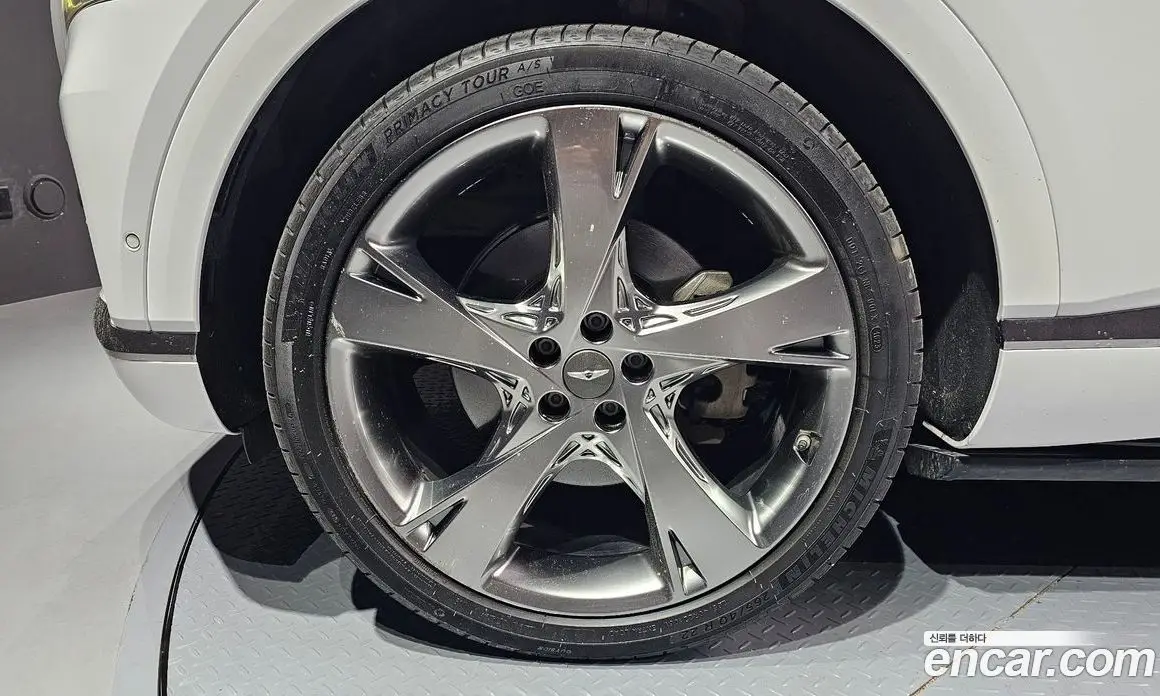 Genesis GV80 2020 2.5 автомат (гидро), фото 5 Genesis GV80 2020 2.5 автомат (гидро), фото 5