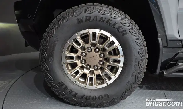 GMC Hummer EV 2025 автомат (гидро), миниатюра 5