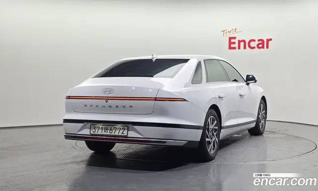 Hyundai Grandeur 2024 3.5 автомат (гидро), миниатюра 2