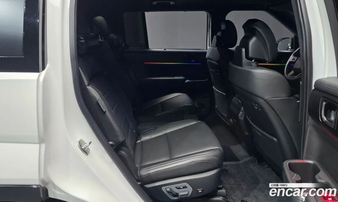 Hyundai Santa Fe 2023 1.6 автомат (гидро), фото 12