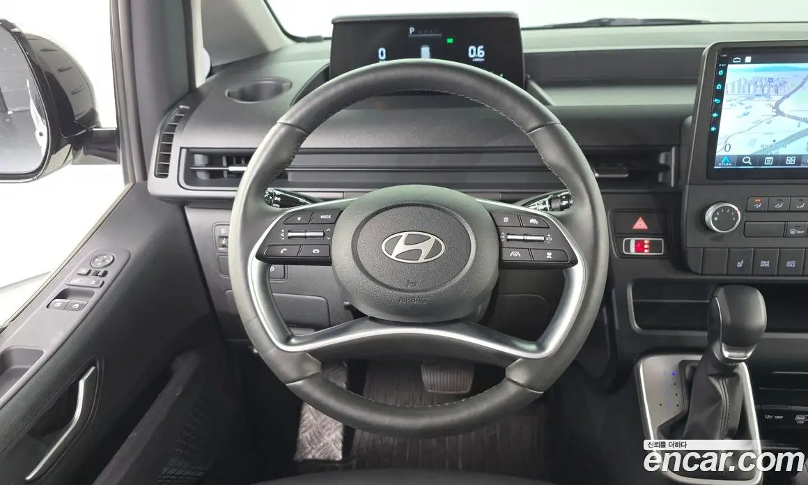 Hyundai Staria 2025 3.5 автомат (гидро), фото 13