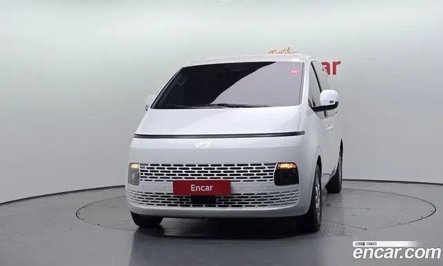 Hyundai Staria 2025 3.5 автомат (гидро), миниатюра 3