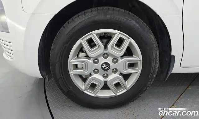 Hyundai Staria 2025 3.5 автомат (гидро), миниатюра 5