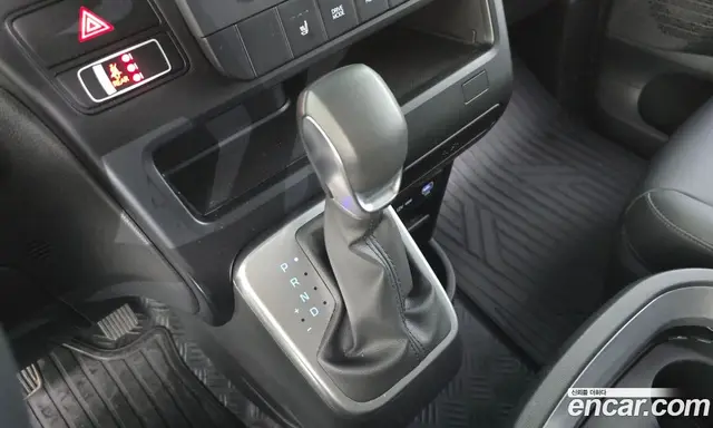 Hyundai Staria 2025 3.5 автомат (гидро), миниатюра 9