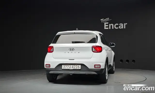 Hyundai Venue 2024 1.6 автомат (гидро), миниатюра 4 Hyundai Venue 2024 1.6 автомат (гидро), миниатюра 4